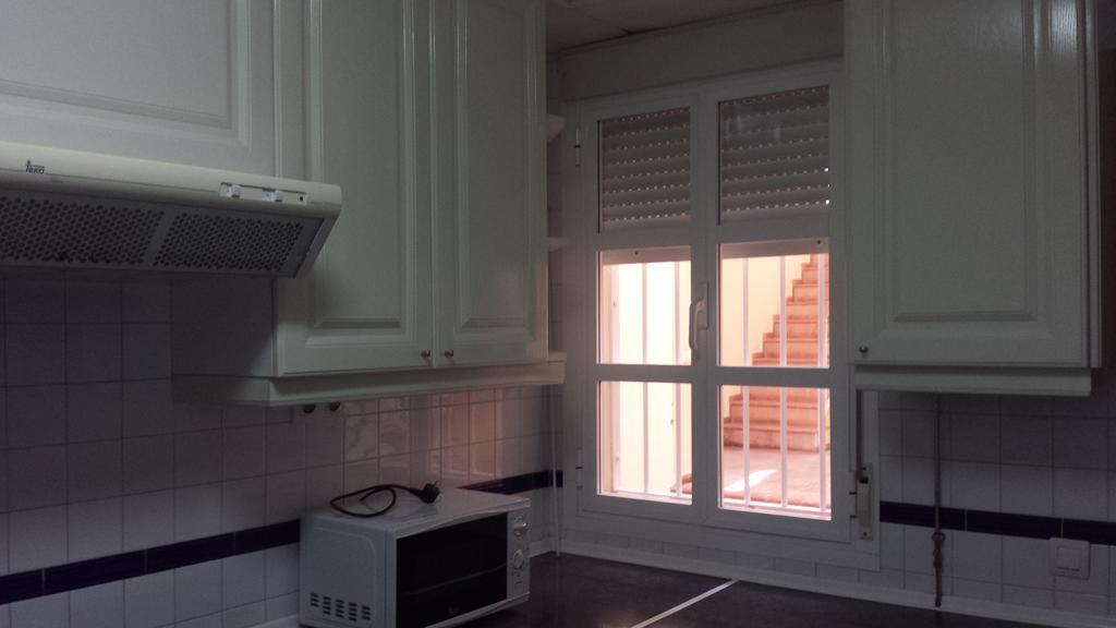 Duplex Ancha Con Wifi Y Parking Jerez de la Frontera Exterior photo